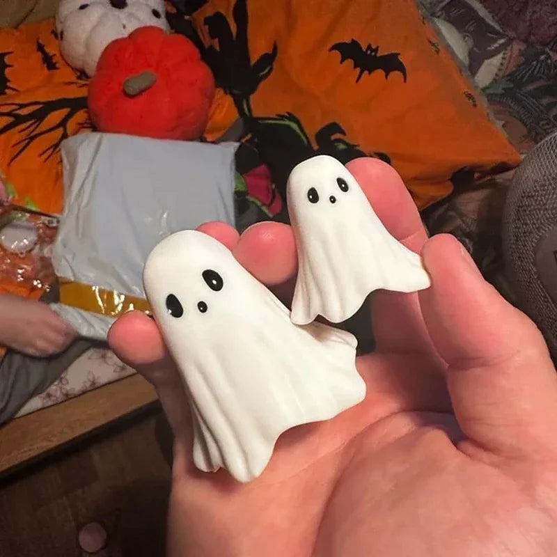 Cute Ghost Middle Finger Statue – Halloween Decor Figurine