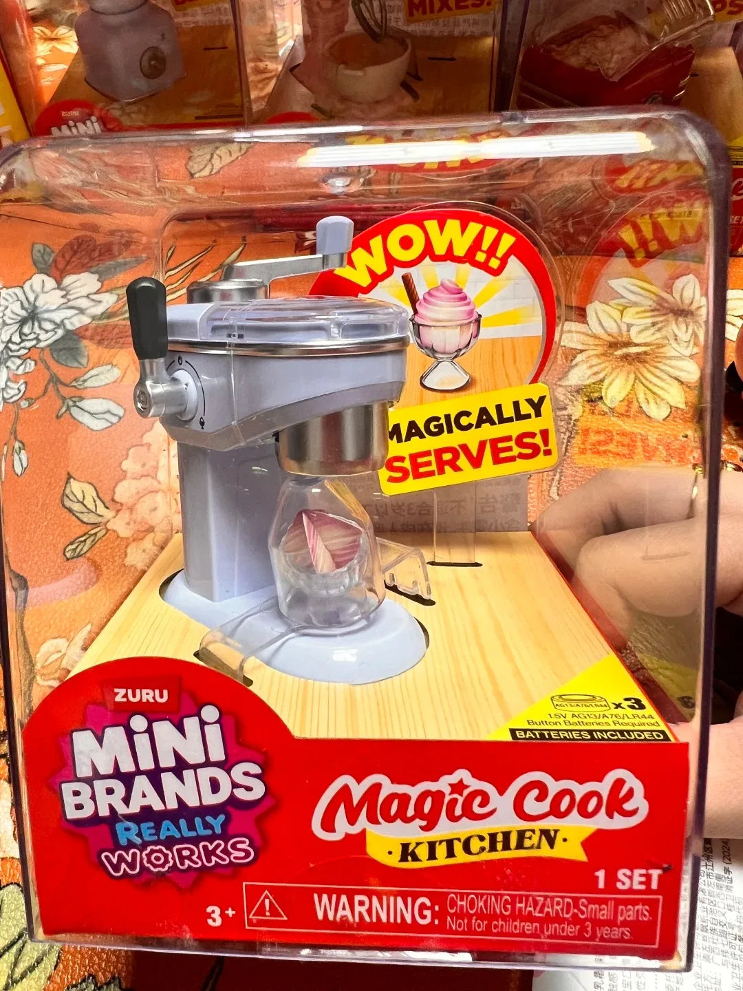 ZURU Mini Brands Magic Cook Kitchen Series Blind Box Toy Set
