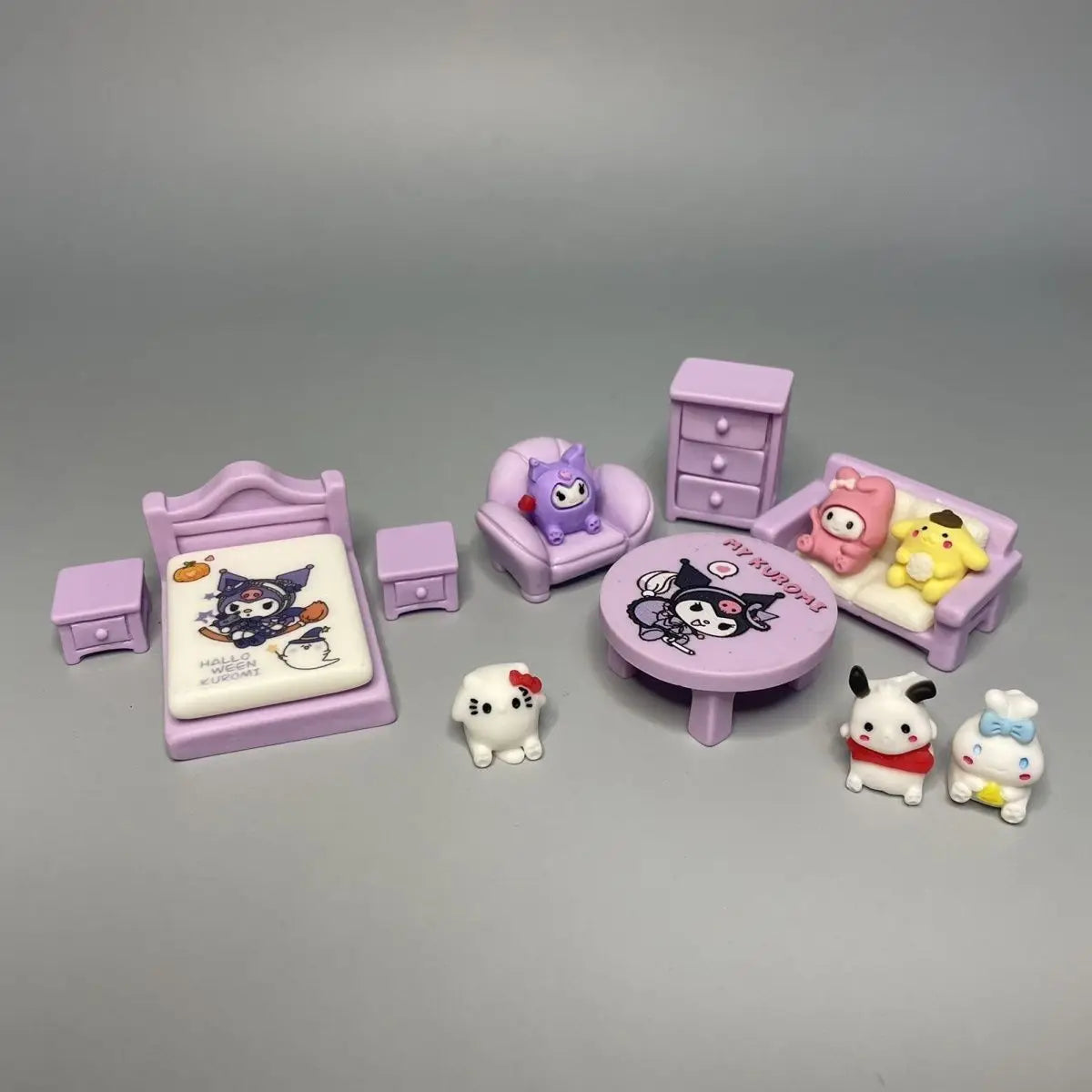 Kawaii Cat Miniature Dollhouse Furniture – Cute Collectible Room Decor