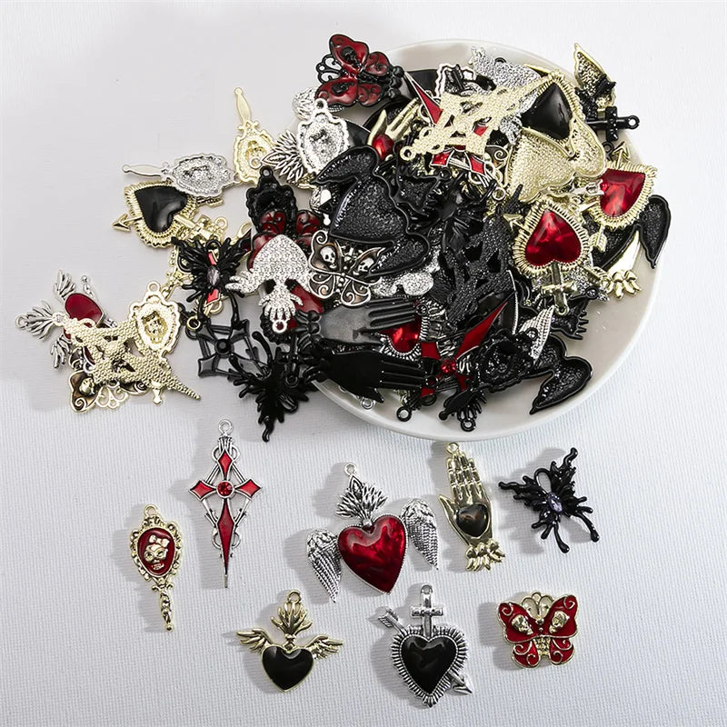  10pcs Halloween Gothic Charms – Random Styles